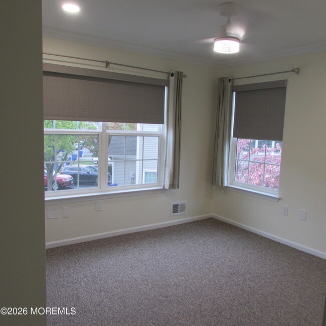 Building Photo - 29 Tall Oaks Ct