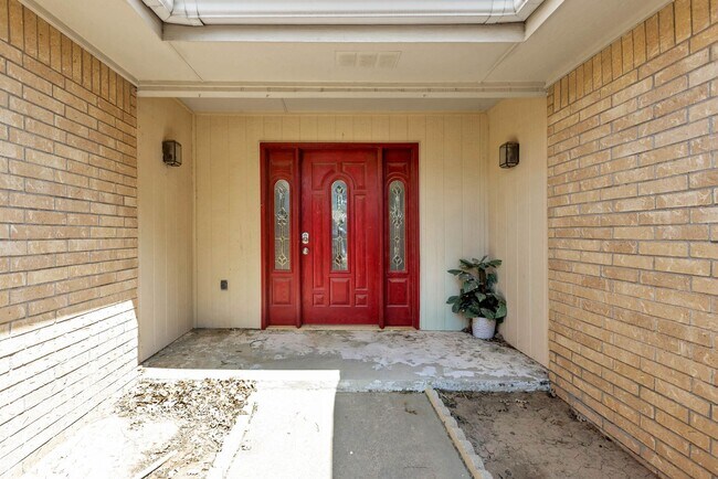 Building Photo - 6935 Amber Dr