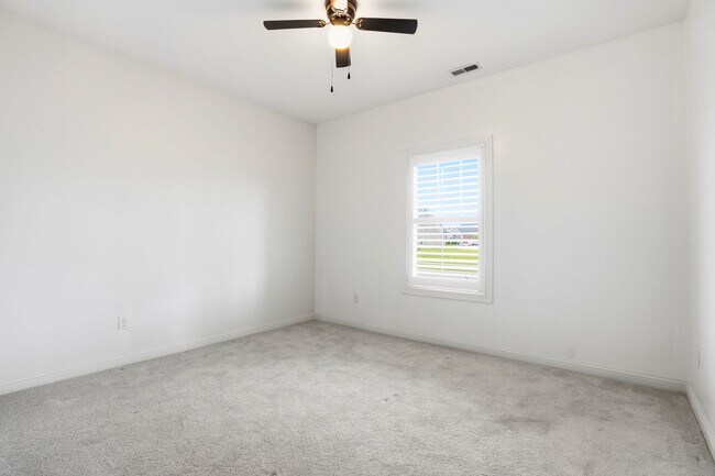 Building Photo - 2035 Prestwick Pl