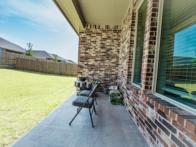 Building Photo - 2533 Olvera Ct