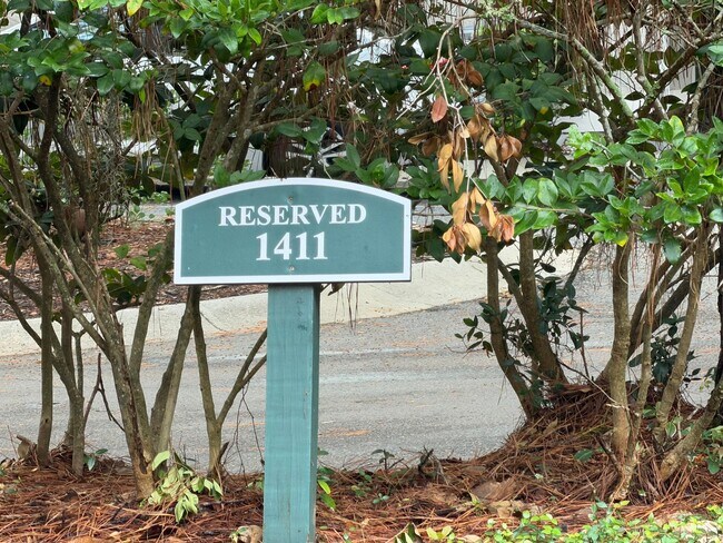 Building Photo - Newly Remodeled Condo at The Preserve at Indigo Run!