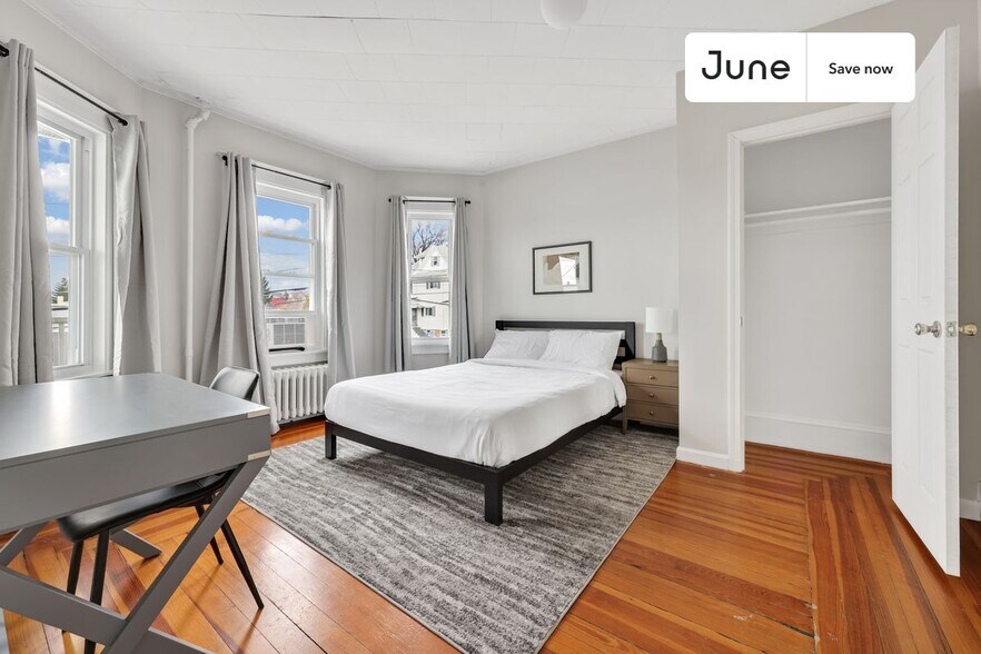 Building Photo - 29 Craigie St