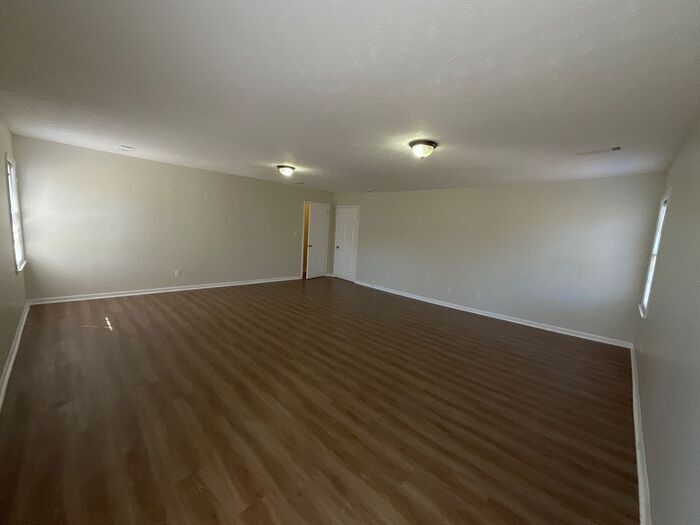 Building Photo - 5007 Fieldgreen Crossing