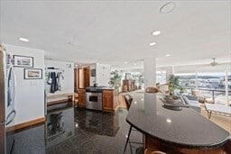 Building Photo - 62 Oceanside Dr