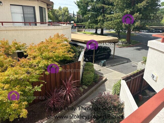 Building Photo - 5085 Valley Crest Dr