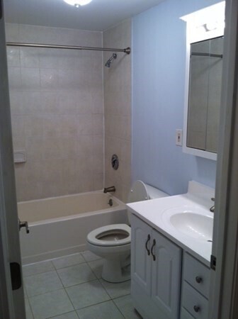 Building Photo - 200 Northampton St