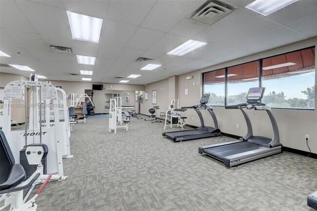 Building Photo - 8900 Washington St