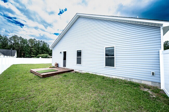 Building Photo - 103 Crooked Run Dr