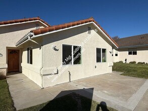 Building Photo - R71300