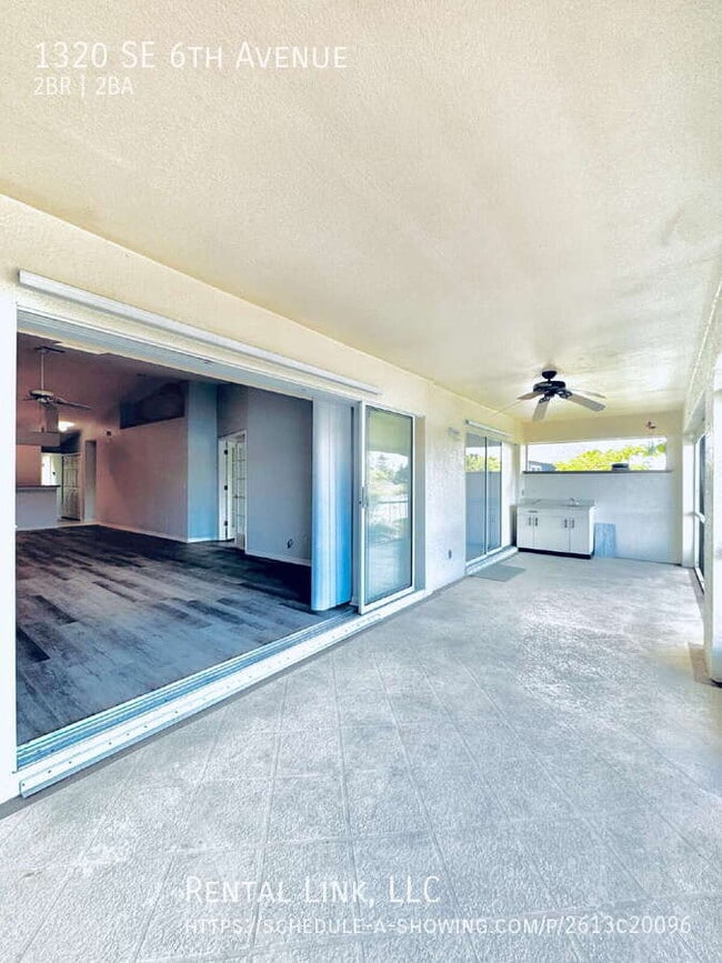 Building Photo - 1320 SE 6th Ave