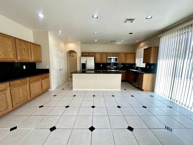 Building Photo - 7607 Pioneer Ranch Ave