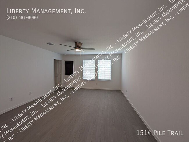 Building Photo - 1514 Pile Trl