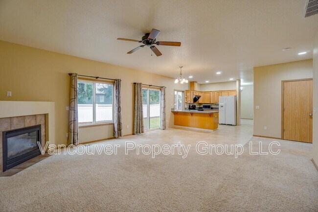 Building Photo - 2420 NE 165th Ave