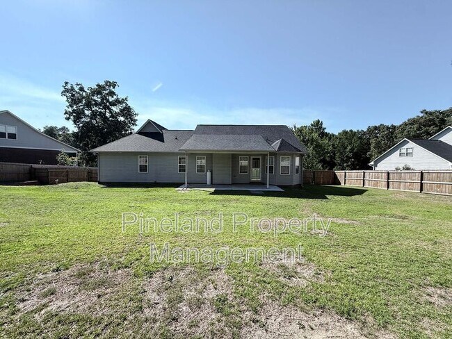 Building Photo - 219 Woodland Dr