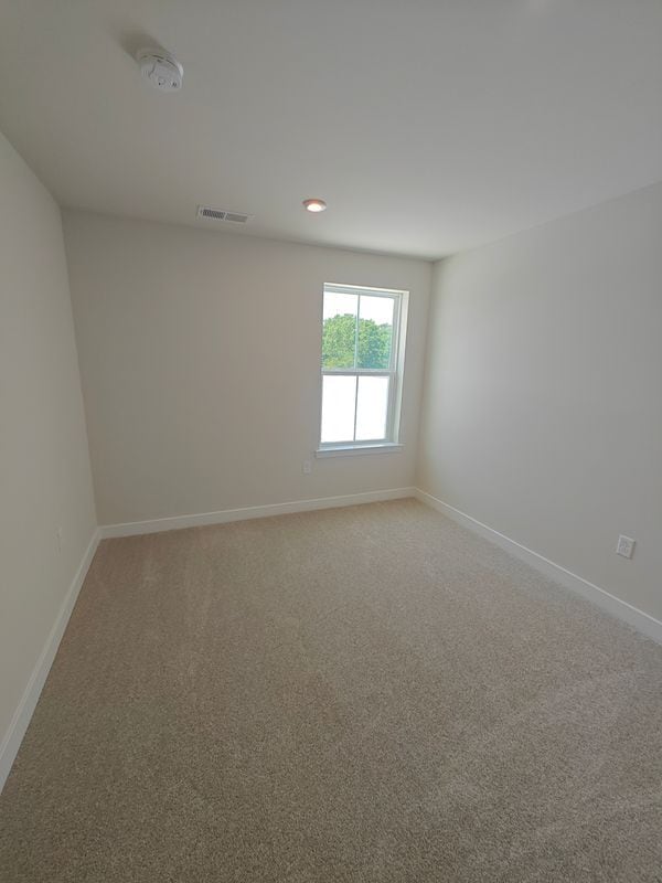 Building Photo - 131 S Durham Dr