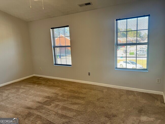 Building Photo - 5663 Windfall Ln