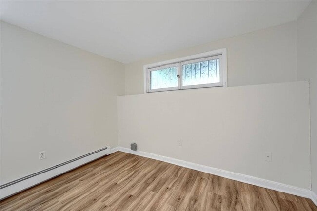 Building Photo - 205 Hudson St