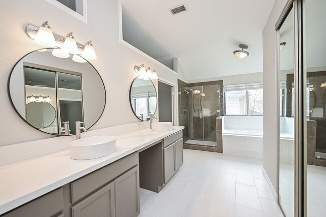 Building Photo - 3030 Great Lakes Ave