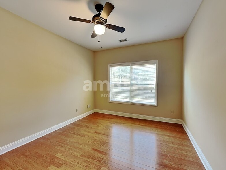 Building Photo - 1152 Thomas Daniel Way