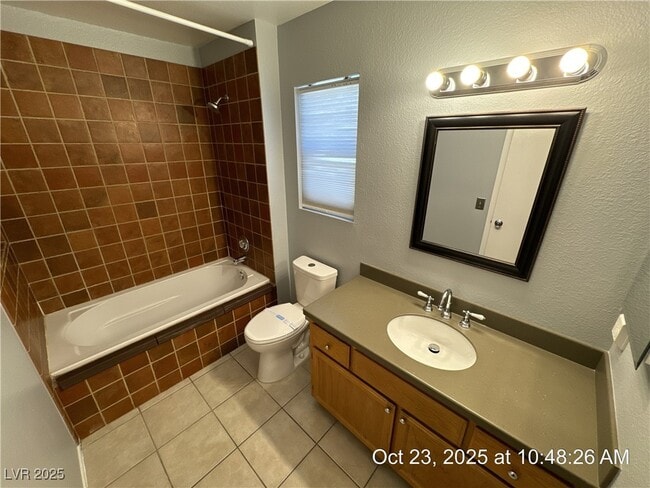 Building Photo - 2538 Wolverton Ave