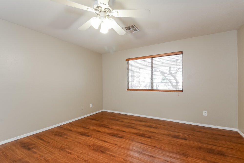 Building Photo - 8506 N Sayante Way