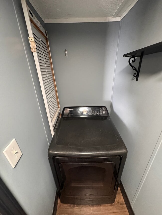 Building Photo - 7804 Stanley Rd