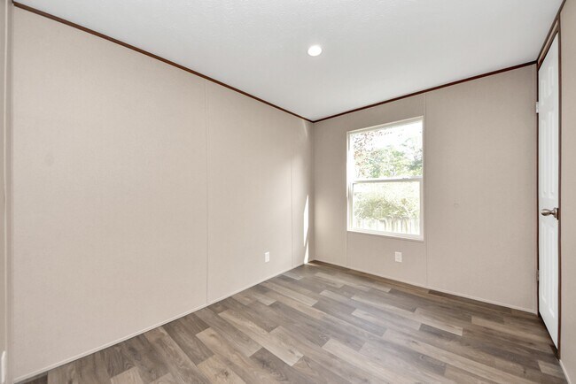 Building Photo - 13718 Brigadier Dr