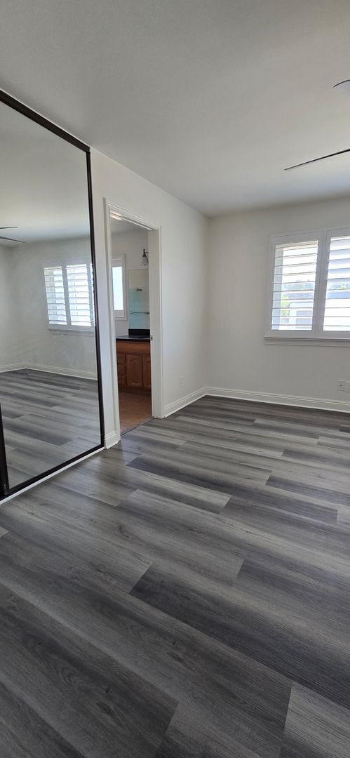 Building Photo - Centrally Located Redlands Townhome