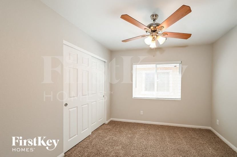 Building Photo - 7279 River Star Ct