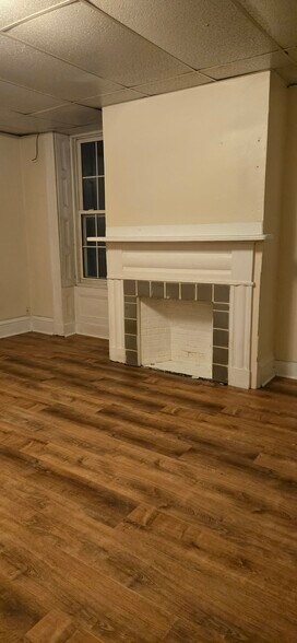 Building Photo - 154 Court St