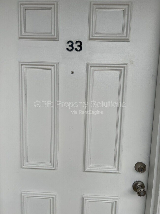 Building Photo - 401 14th St NW