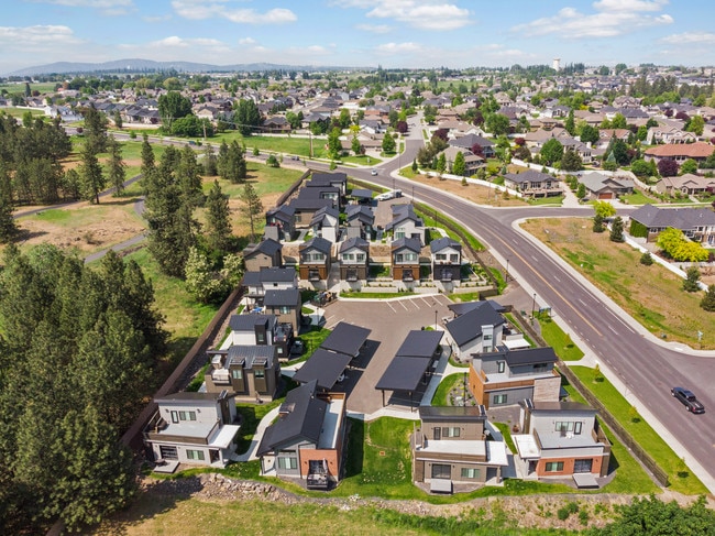 Building Photo - 7217 N 5 Mile Rd