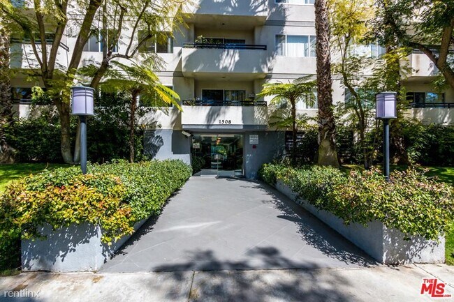 Building Photo - 2 br, 2 bath House - 1508 Veteran Ave Apt 303