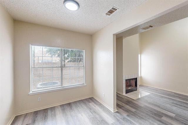 Building Photo - 919 Fairbanks Cir