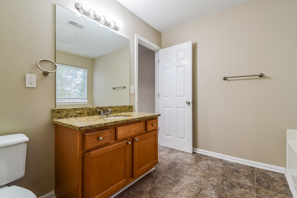 Building Photo - 4405 Grove Dr NW