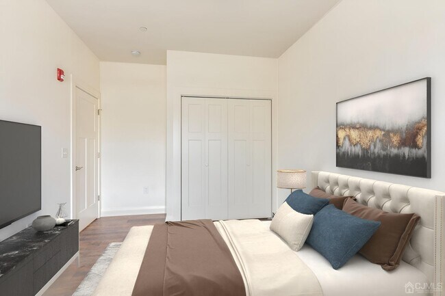 Building Photo - 361 Main St