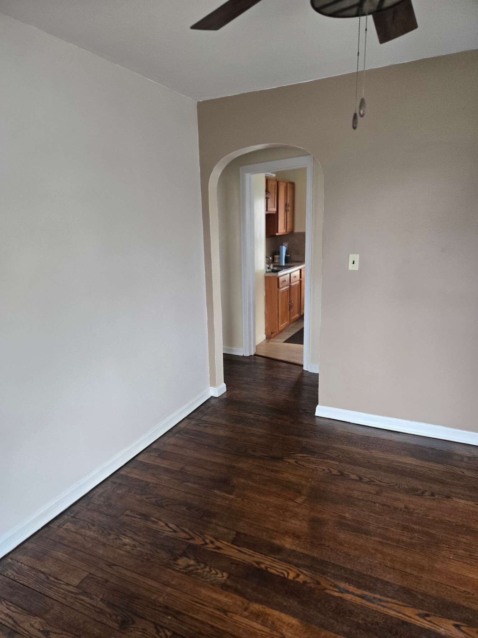 Building Photo - 912 Botham Ave