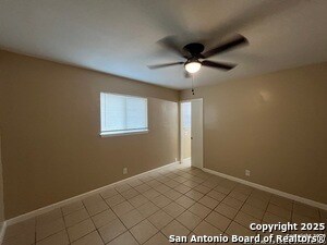 Building Photo - 7102 Glen Point Dr