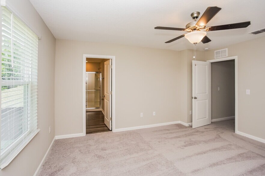 Building Photo - 2088 Harris Hawk Ave