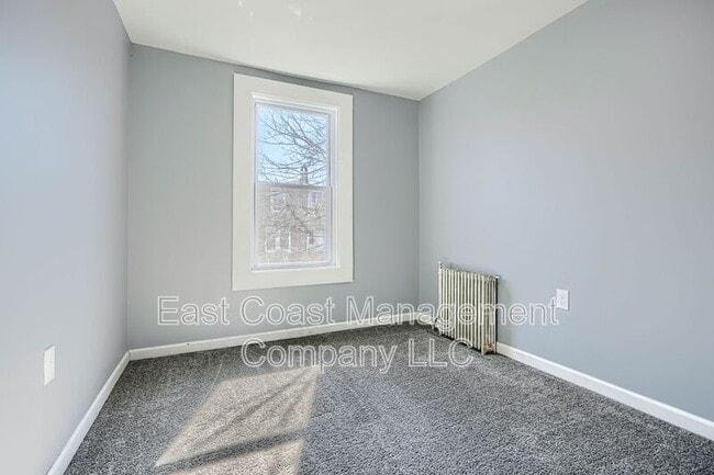 Building Photo - 3213 Elmley Ave