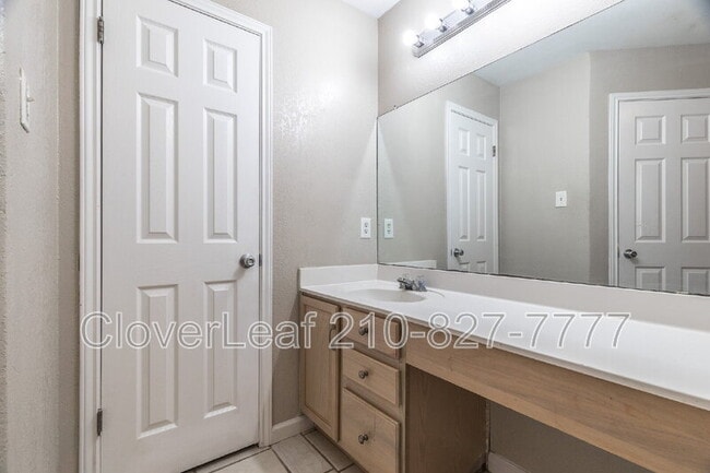 Building Photo - 410 Masonwood Dr