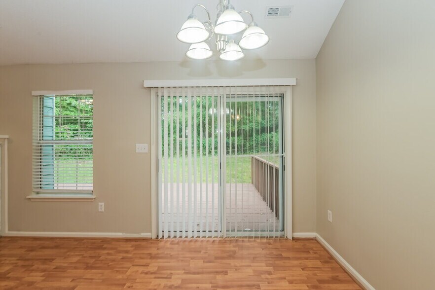 Building Photo - 3502 Fernmoss Ct