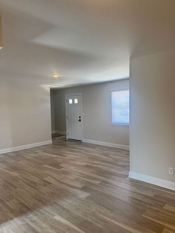 Building Photo - 1000 Monticello Rd