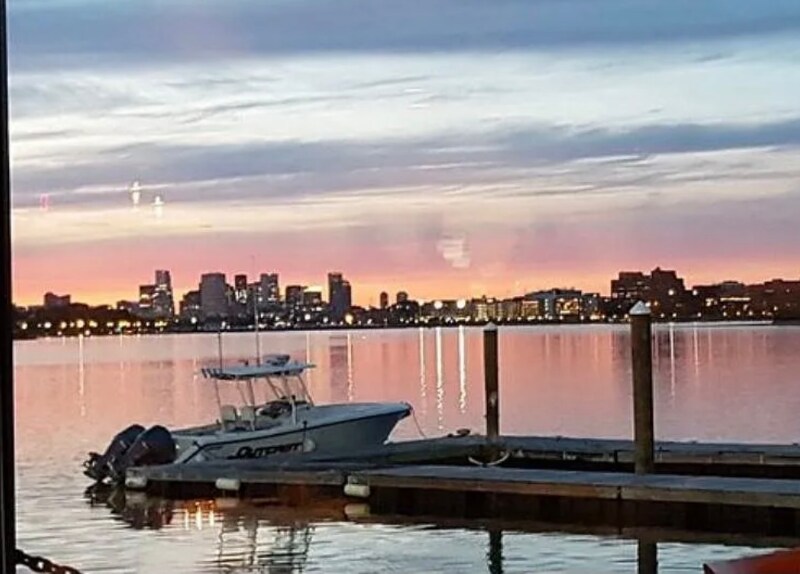 Building Photo - 55 Port Norfolk St