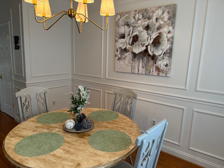 Building Photo - 324 Long Pointe Ln