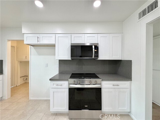 Building Photo - 28751 Olympia Way
