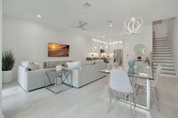 Building Photo - 4680 SE Manatee Way