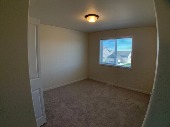 Building Photo - 1360 Goldenwood Dr