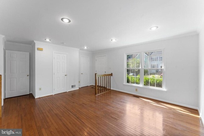 Building Photo - 14164 Compton Valley Way