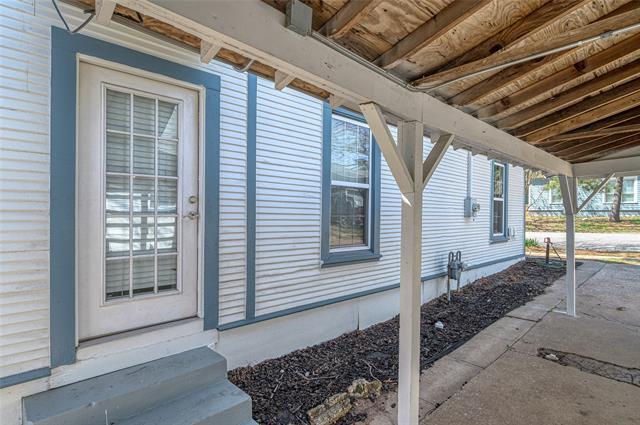 Building Photo - 1231 W Main St